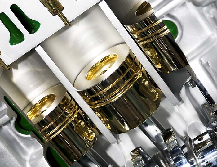 CW724R is utilised in the manufacture of racing pistons, valve stems and pneumatic components.