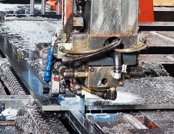 Our dedicated processing options ensure you receive alloys and plastics cut to specific sizes.