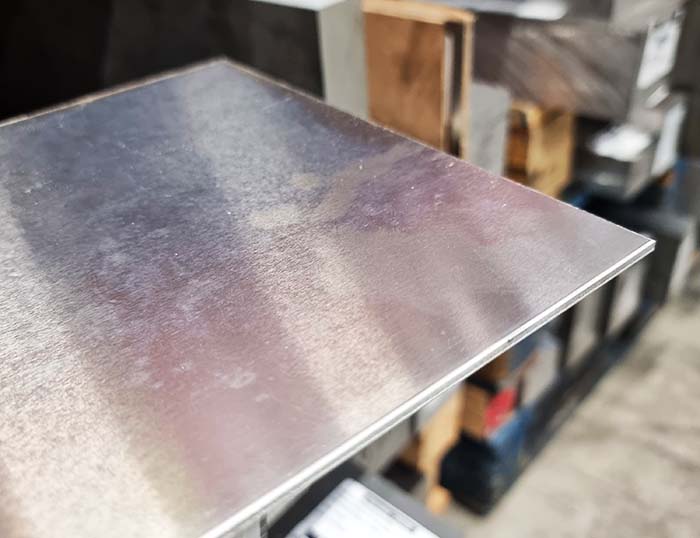 Sheets We guillotine nickel alloy sheet inhouse to tight tolerances.