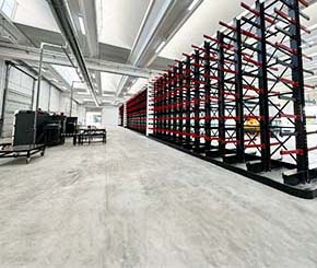 Italian Warehouse New cantilever racking installed at our Italian warehouse.