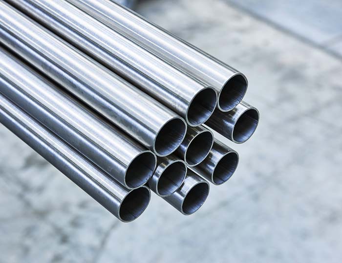 Wir liefern Aluminiumrohre in Standardlängen oder auf Maß geschnitten.