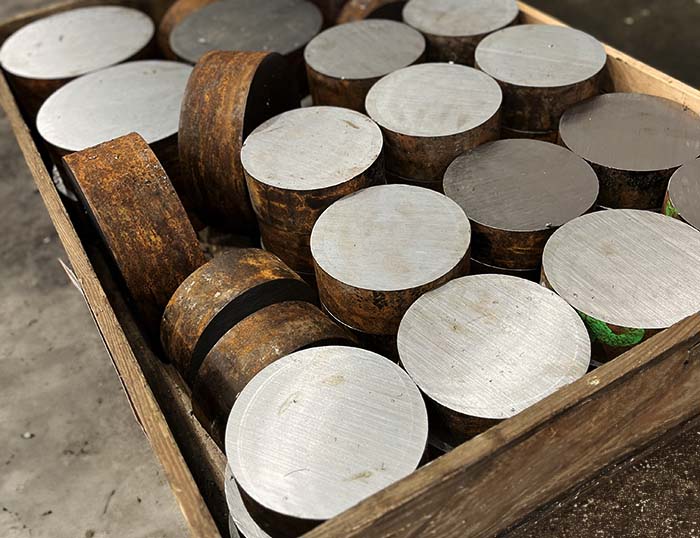 EN24 (817M40) Schnellarbeitsstahl, auf Maß geschnitten.