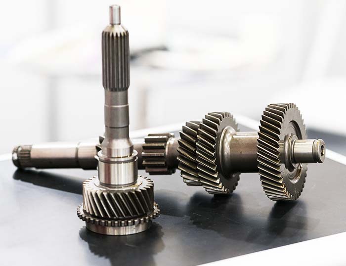 Pièces forgées en aluminium Notre gamme de produits en stock comprend des pièces forgées à matrice ouverte pour des applications dans le domaine du sport automobile,