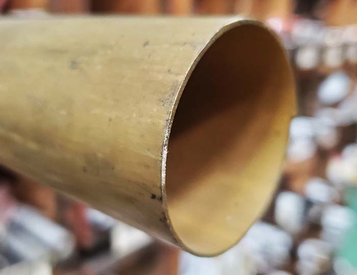 Tubes Peek Nous disposons d'un stock important de tubes PEEK haute performance.