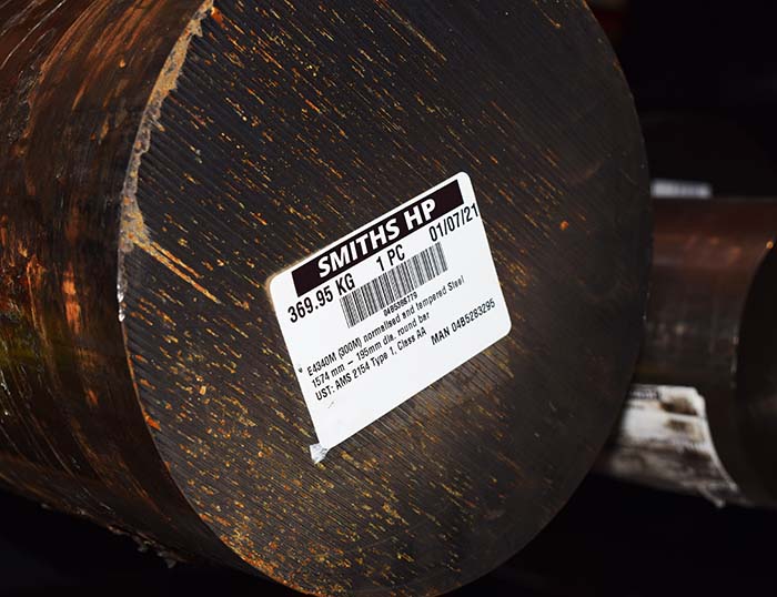 L'alliage d'acier 300M est un produit d'acier trempé à cœur pour une résistance très élevée.