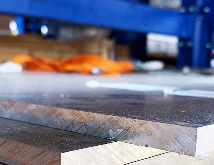 Plaques Nous fournissons des produits en tôle d'acier inoxydable à partir de notre stock.